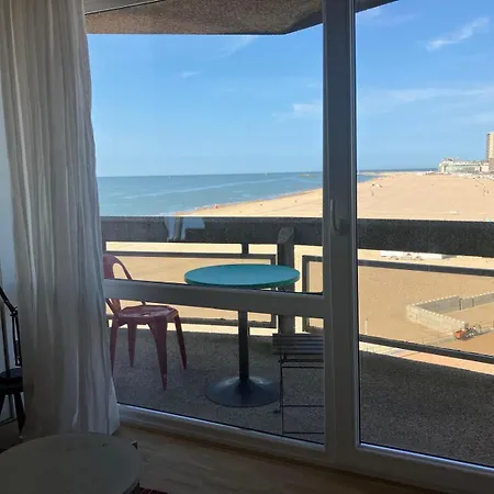 Sea View Aldis Apartman *
