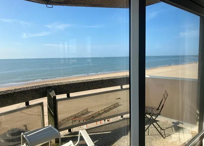 Sea View Aldis Apartment *