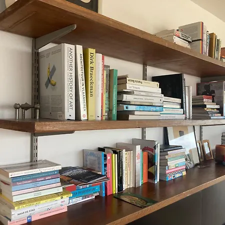 Sea View Aldis Οστένδη